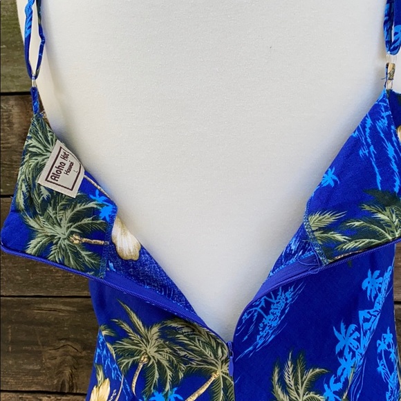 Aloha hunt Hawaii dress - Picture 4 of 7